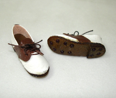 Golf Shoes, brown and white - Click Image to Close